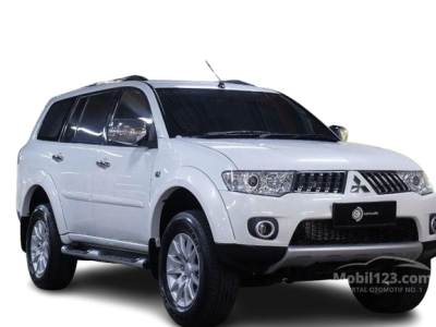 pajero_putih-removebg-preview