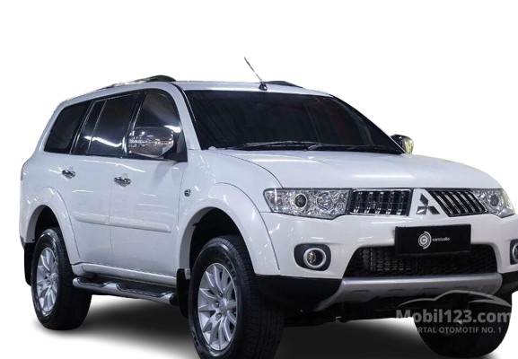 pajero_putih-removebg-preview